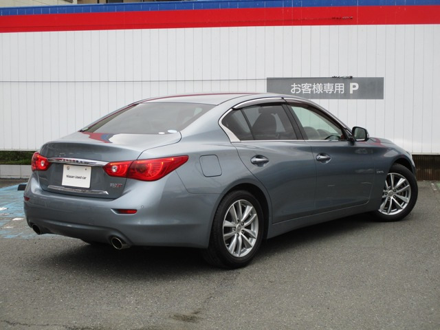 スカイライン3.5 350GT FOUR ハイブリッド タイプP