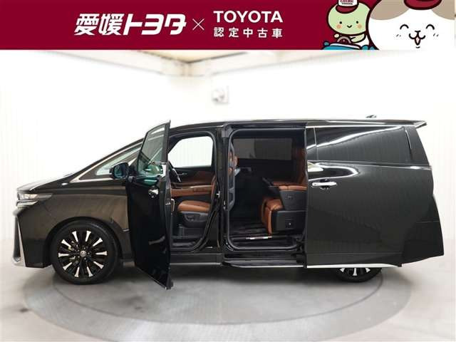 ヴェルファイアハイブリッド 2.5 エグゼクティブ ラウンジ E-Four 4WD