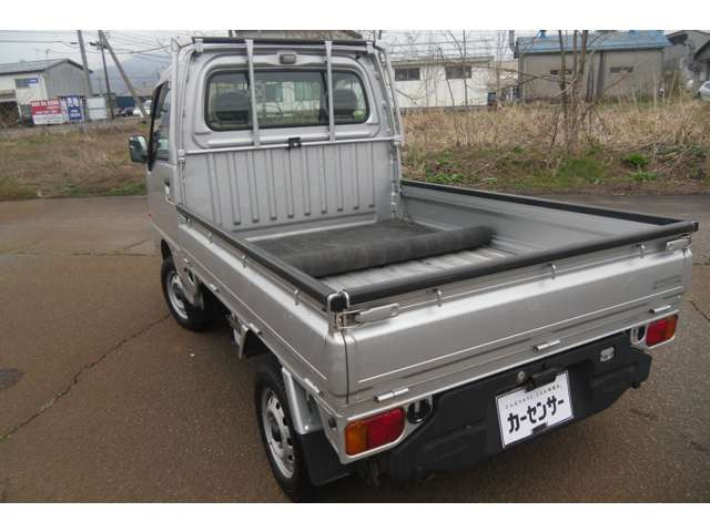 サンバートラックJA