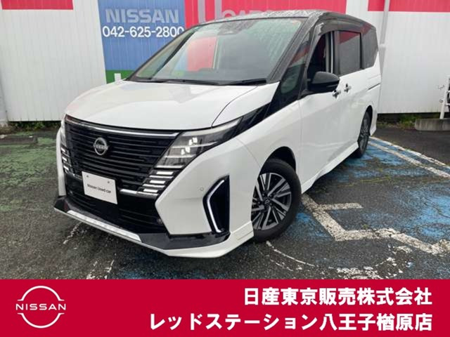 セレナ1.4 e-POWER ハイウェイスターV