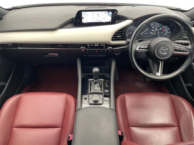 MAZDA3ファストバック1.5 15S 100周年特別記念車