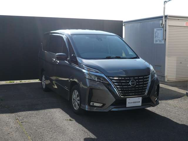 セレナ2.0 ハイウェイスターV 4WD