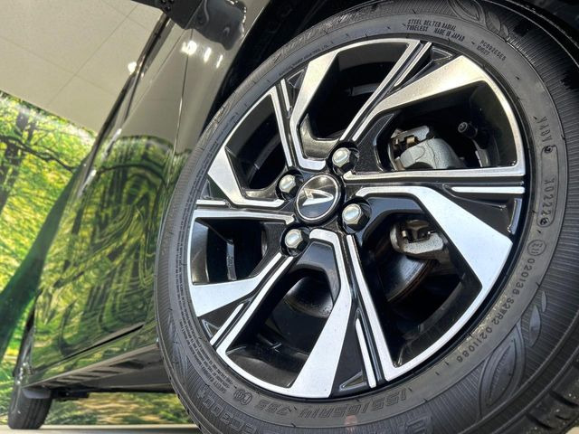 �y����14�C���`�A���~�z�C�[���z�O�ςɃ}�b�`���������A���~�z�C�[���𑕒����Ă���܂��B�e��ЊO�A���~�z�C�[����A�X�^�b�h���X�^�C�����戵�����Ă���܂��B���񂲑��k����������