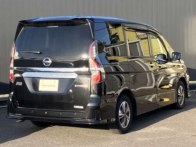 セレナ1.2 e-POWER ハイウェイスターV