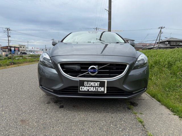 V40T4 SE