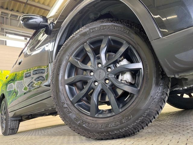 �y17�C���`�A���~�z�C�[���z�O�ςɃ}�b�`�����A���~�z�C�[���𑕒����Ă���܂��B�e��A���~�z�C�[����A�X�^�b�h���X�^�C�����戵�����Ă���܂��B���񂲑��k����������