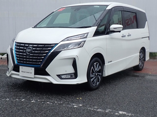 セレナ1.2 e-POWER ハイウェイスターV