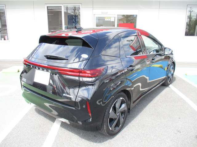 ノートオーラ1.2 G レザーエディション