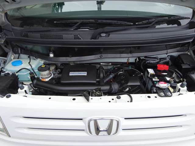 �G���W�����[�������ꂢ�ł���B�@�֋@�\�n���ǍD�ł��B�[�ԑO�ɓ_���������s���܂��B�G���W���I�C���E�I�C���t�B���^�[�E�G�A�R���t�B���^�[�E���C�p�[�S���͕K�������v���܂��B