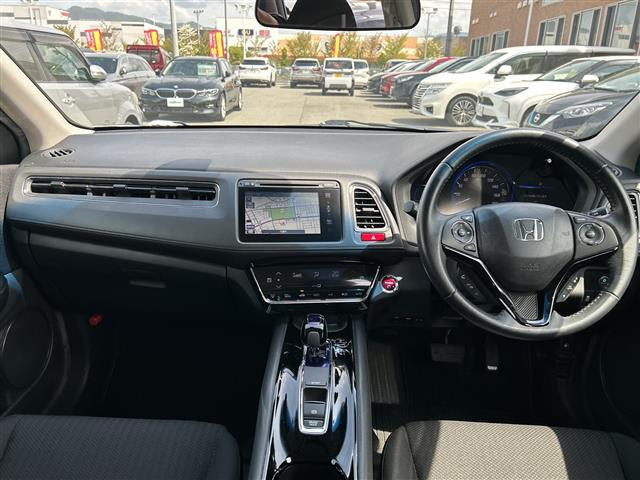 ヴェゼル1.5 ハイブリッド X 4WD