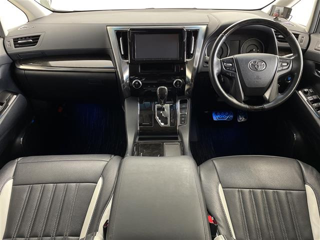 アルファード2.5 S Cパッケージ 4WD