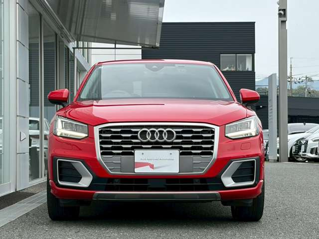 Q21.0 TFSI スポーツ