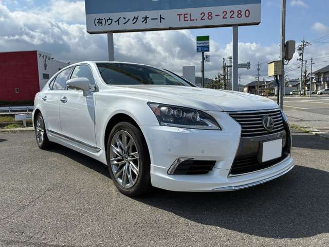LS600h バージョンL 4WD