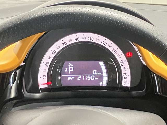 トゥインゴインテンス