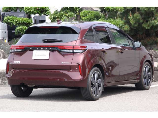 ノートオーラ1.2 G レザーエディション