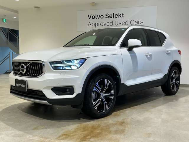 XC40T4 AWD インスクリプション 4WD