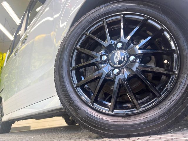 �y14�C���`�A���~�z�C�[���z�O�ςɃ}�b�`�����A���~�z�C�[���𑕒����Ă���܂��B�e��A���~�z�C�[����A�X�^�b�h���X�^�C�����戵�����Ă���܂��B���񂲑��k����������