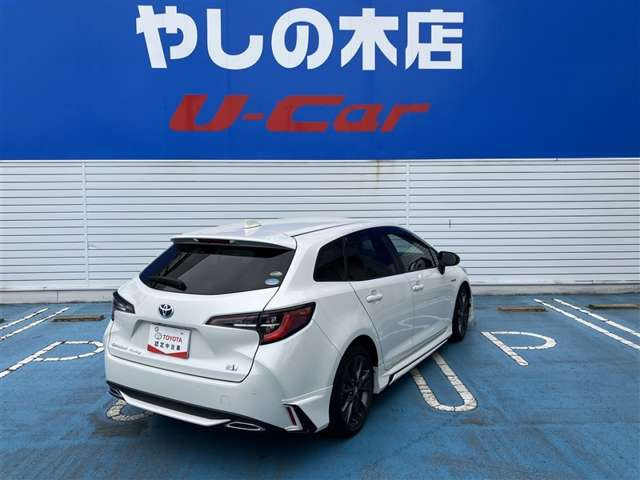 カローラツーリング1.8 ハイブリッド W×B