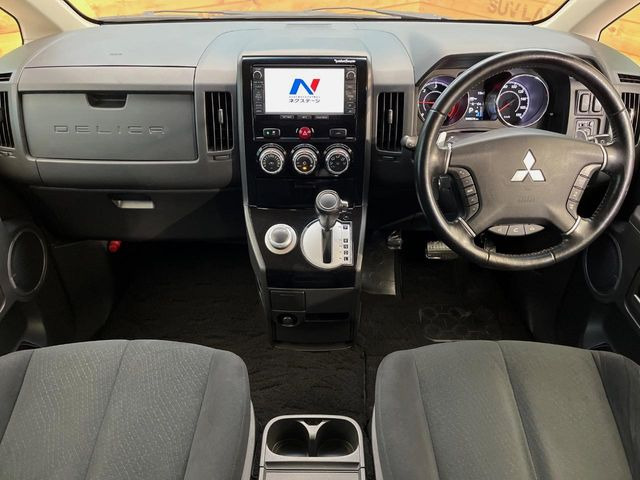 デリカD:52.2 D プレミアム 4WD
