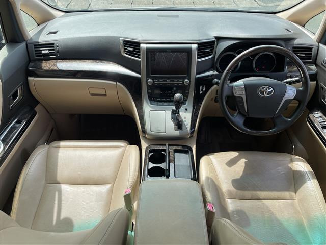 アルファードハイブリッド2.4 G Lパッケージ 4WD
