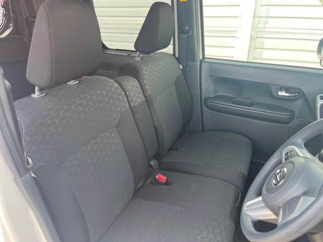 �^�]�Ȃ܂��ɂ͏\���ȃX�y�[�X������A�啿�ȕ��ł��������^�]���Ă�����������ł��B