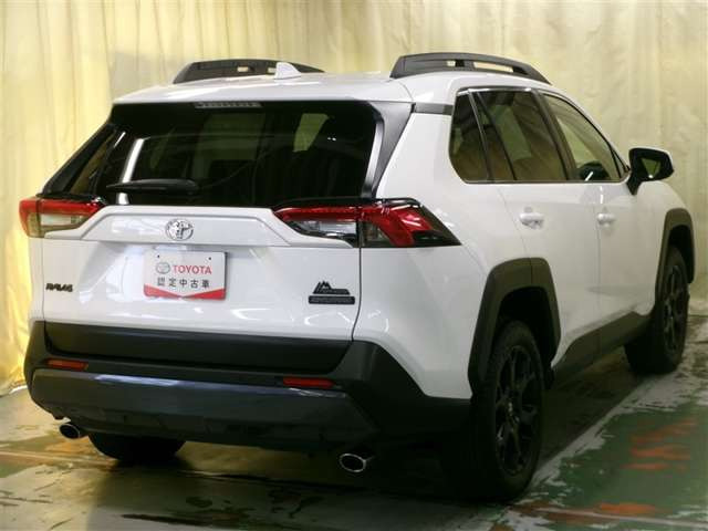 RAV42.0 アドベンチャー オフロードパッケージ 4WD