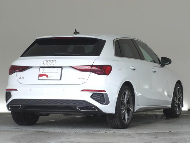 A3スポーツバック40 TFSI クワトロ Sライン 4WD