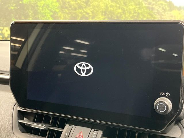 �y10.5�C���` �f�B�X�v���C�I�[�f�B�I�z���ʂ̃f�B�X�v���C��AppleCarPlay��AndroidAuto�����p�\�B�傫�ȉ�ʂŃX�}�z�i�r�A�v���������p���������܂���