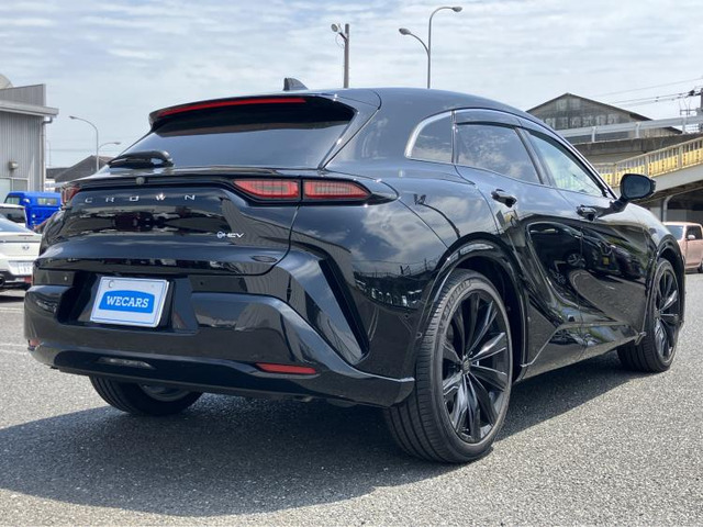 クラウンスポーツ2.5 Z E-Four 4WD