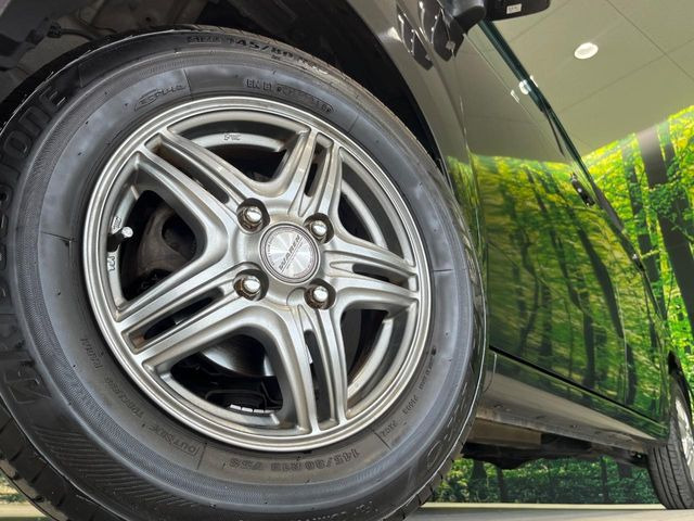 �y13�C���`�A���~�z�C�[���z�O�ςɃ}�b�`�����A���~�z�C�[���𑕒����Ă���܂��B�e��A���~�z�C�[����A�X�^�b�h���X�^�C�����戵�����Ă���܂��B���񂲑��k����������