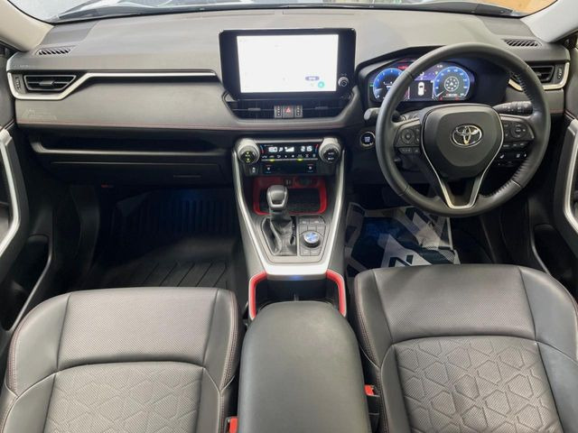 RAV42.0 アドベンチャー オフロードパッケージ II 4WD