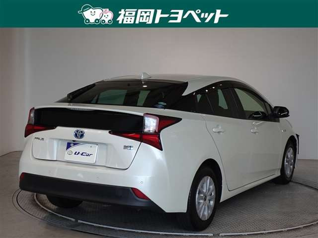 プリウス1.8 S