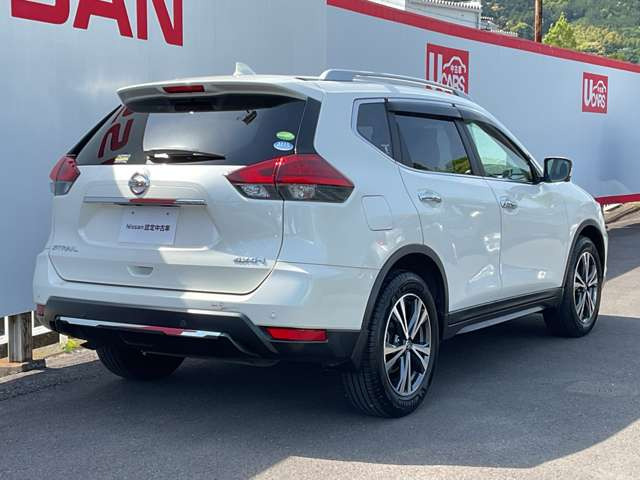 エクストレイル2.0 20Xi 4WD