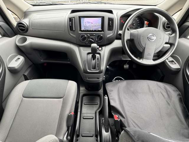 NV200バネットバン1.6 DX