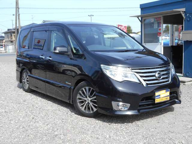 セレナ2.0 ハイウェイスター S-HYBRID