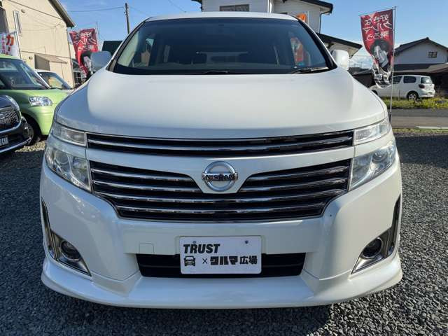 エルグランド2.5 250ハイウェイスター アーバンクロム 4WD