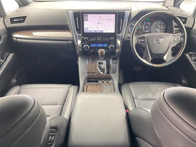 アルファードハイブリッド 2.5 エグゼクティブ ラウンジ S E-Four 4WD