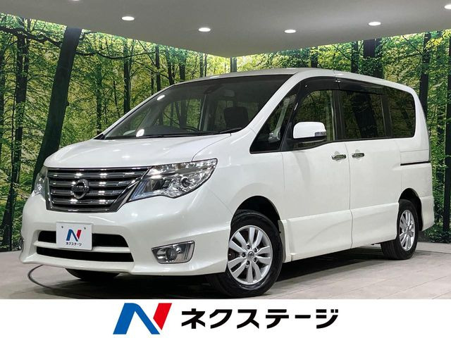 セレナ2.0 ハイウェイスター Vセレクション+Safety 4WD