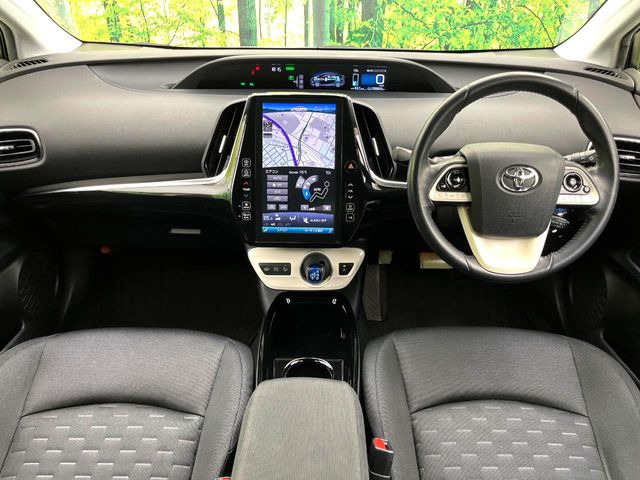 プリウスPHV1.8 A