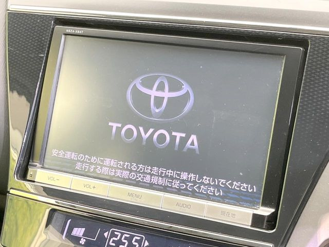 プリウスα1.8 S