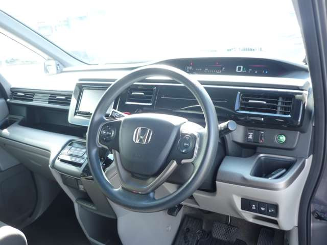 ステップワゴン1.5 G 4WD