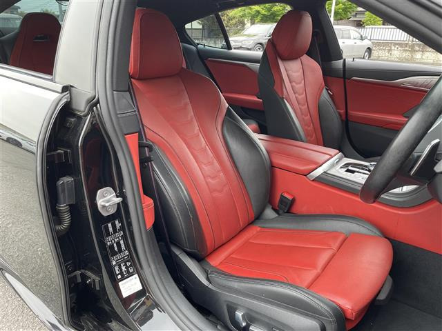8シリーズグランクーペ840d xドライブ 4WD