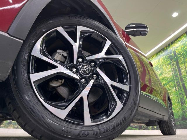 �y����18�C���`�A���~�z�C�[���z�O�ςɃ}�b�`���������A���~�z�C�[���𑕒����Ă���܂��B�e��ЊO�A���~�z�C�[����A�X�^�b�h���X�^�C�����戵�����Ă���܂��B���񂲑��k����������