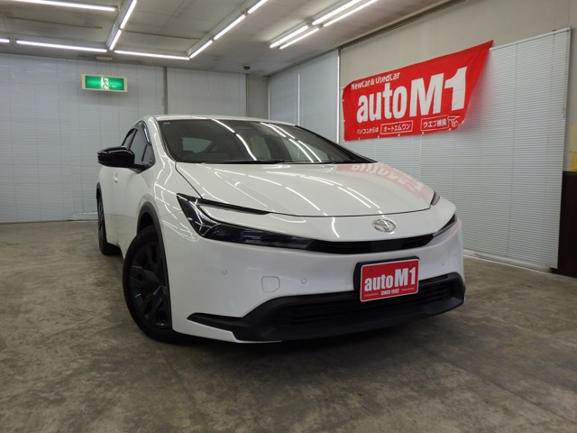 プリウス1.8 X E-Four 4WD