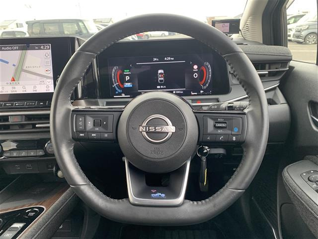 ノートオーラ1.2 G レザーエディション