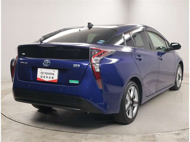 プリウス1.8 S セーフティ プラス ツートーン