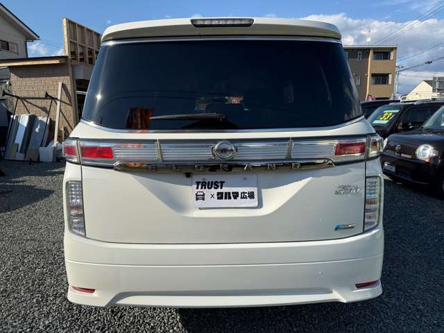 エルグランド2.5 250ハイウェイスター アーバンクロム 4WD