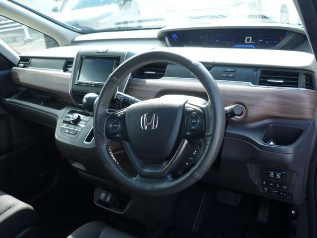フリード1.5 G ホンダセンシング 4WD