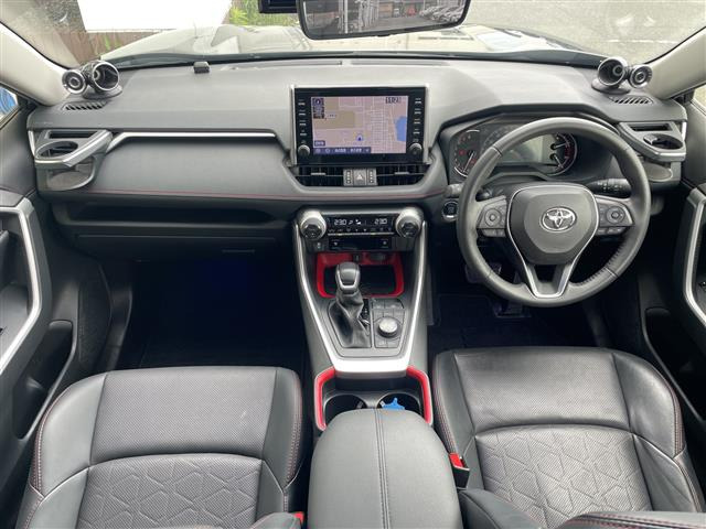RAV42.0 アドベンチャー オフロードパッケージ 4WD