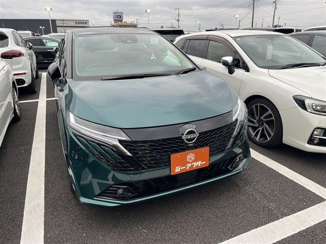 ノートオーラ1.2 G FOUR レザーエディション 4WD